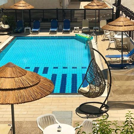 Caravel Hotel Apartments Іксія Екстер'єр фото