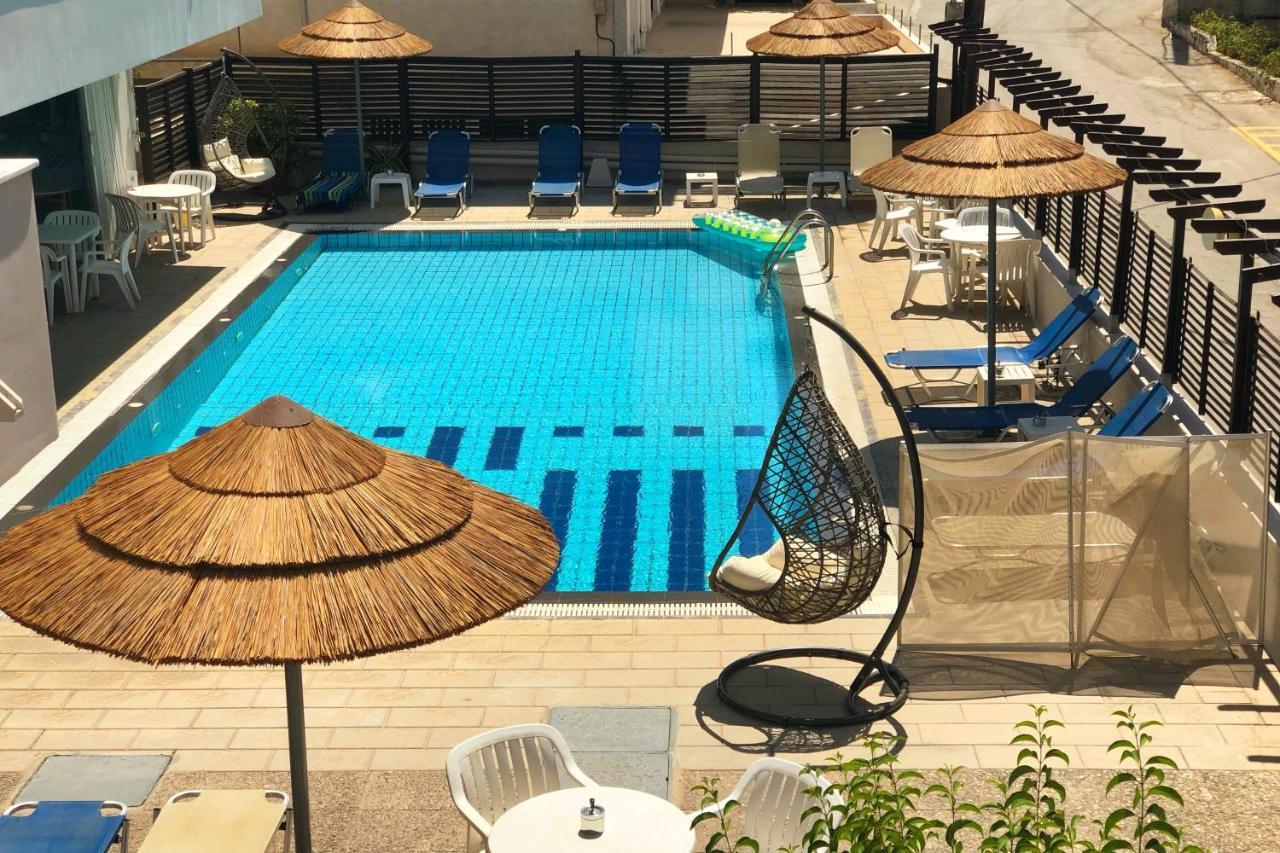 Caravel Hotel Apartments Іксія Екстер'єр фото