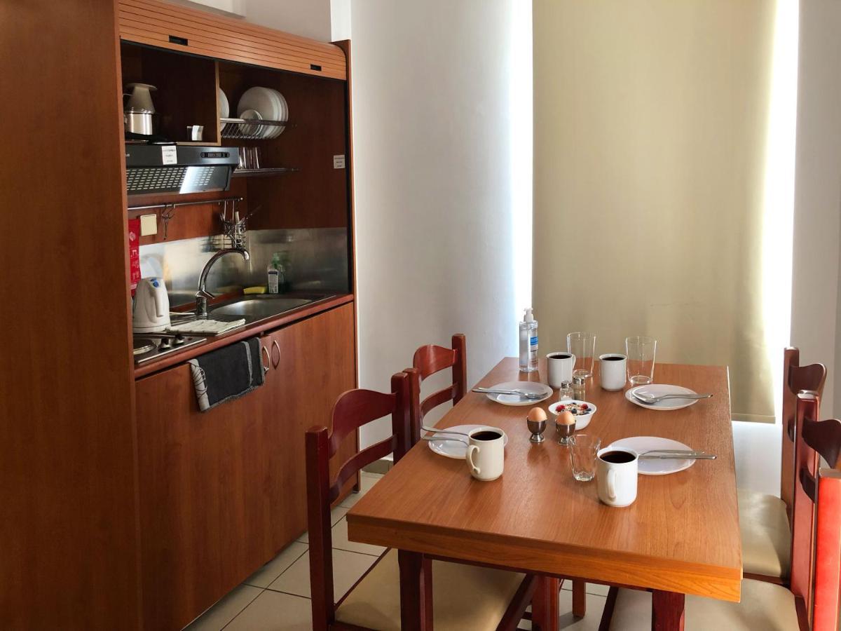 Caravel Hotel Apartments Іксія Номер фото