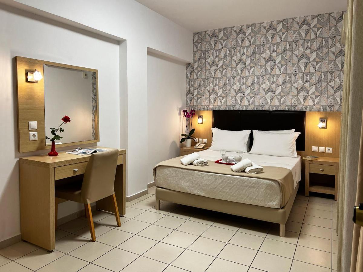 Caravel Hotel Apartments Іксія Екстер'єр фото