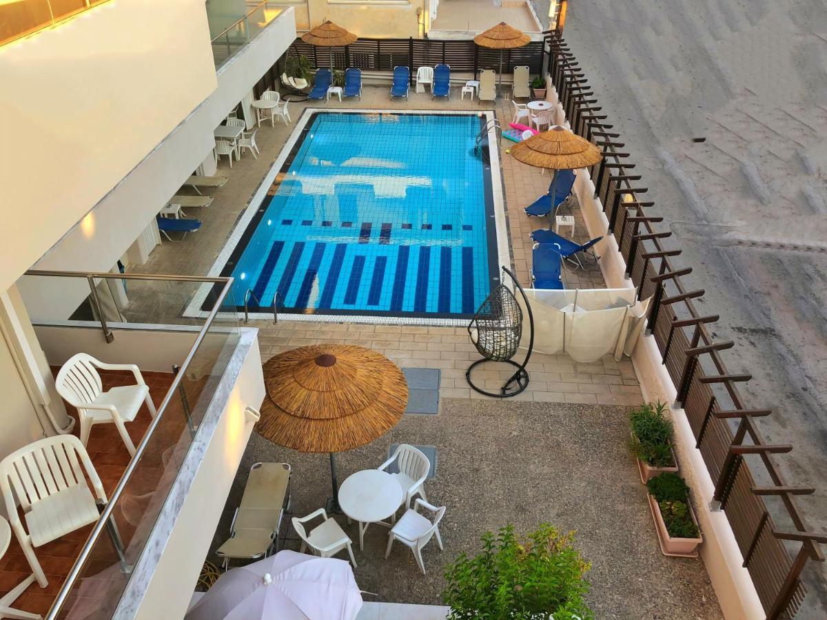 Caravel Hotel Apartments Іксія Екстер'єр фото