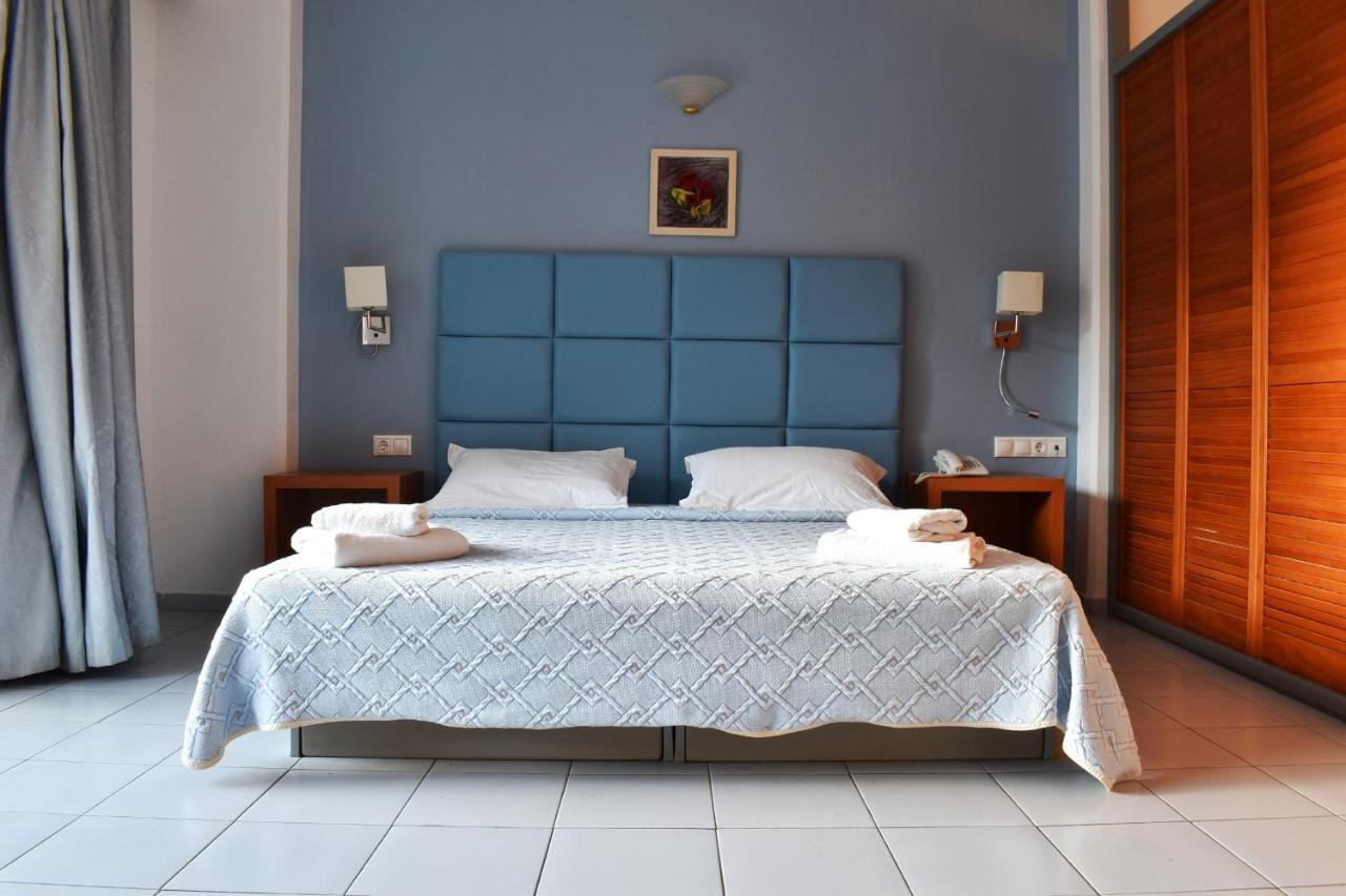 Caravel Hotel Apartments Іксія Екстер'єр фото