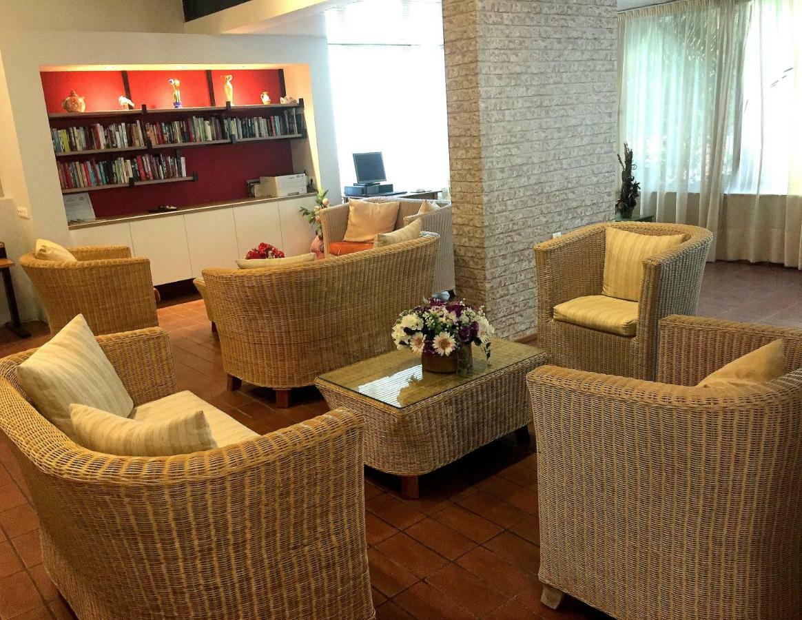 Caravel Hotel Apartments Іксія Екстер'єр фото